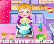Hazel Bebek Mutfakta