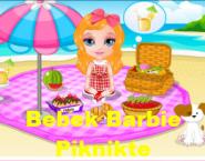 Bebek Barbie Piknikte