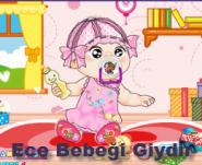 Ece Bebeği Giydir