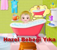 Hazel Bebeği Yıka