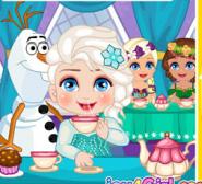 Küçük Elsa'nın Kaçamakları
